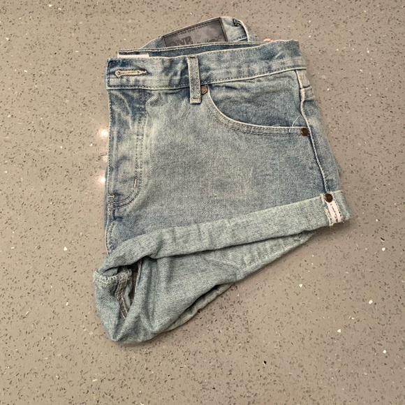 NWT ONE TEASPOON BANDIT DENIM SHORTS SIZE30 - Picture 2 of 6